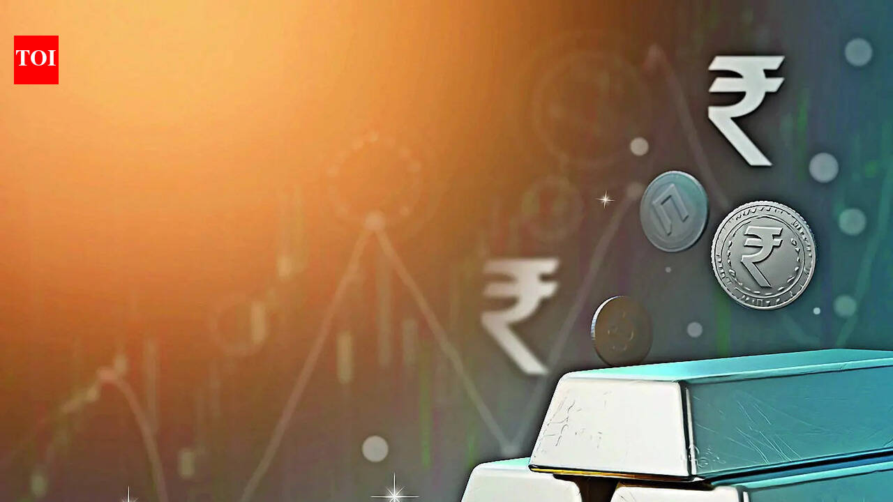 सोन्याचे भाव घसरले, खरेदीची क्रिया म्यूट, पण सणांआधी उचल घ्यायची: ज्वेलर्स | पुणे बातम्या